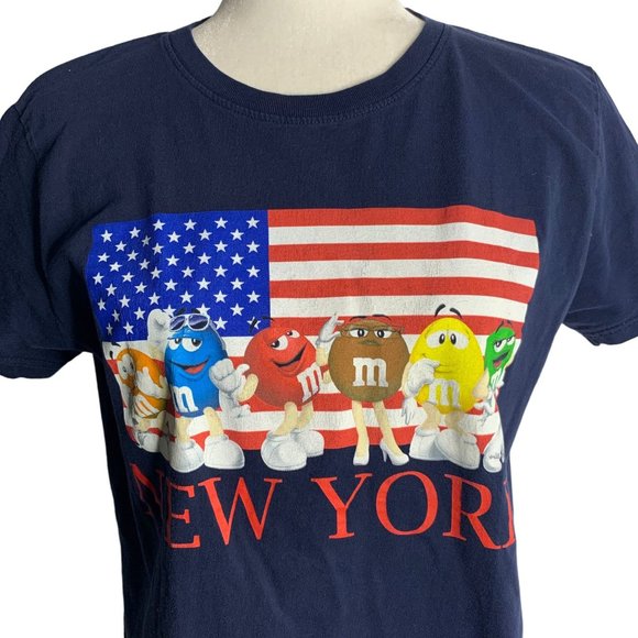M&Ms New York Crewneck T Shirt L Blue Short Sleeves Snack Tee American Flag - Picture 2 of 6